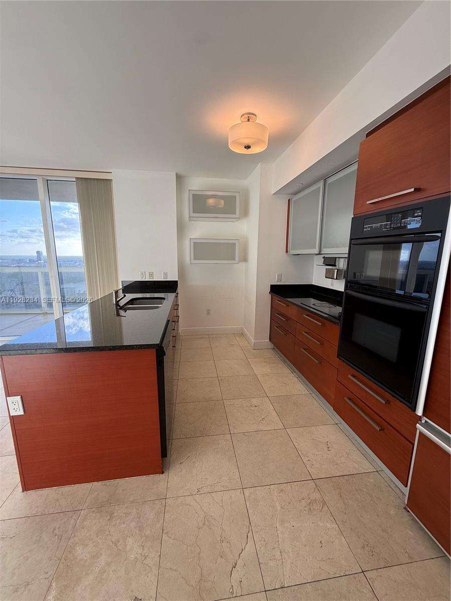 Beach Club Two | Unit #3006 Unit #3006 | Picture 9