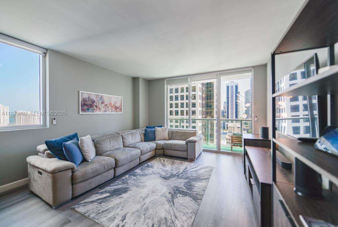 500 Brickell West | Unit #2110 Unit #2110 | Picture 1