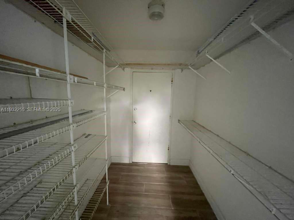 Country Club Towers | Unit #301 Unit #301 | Picture 22