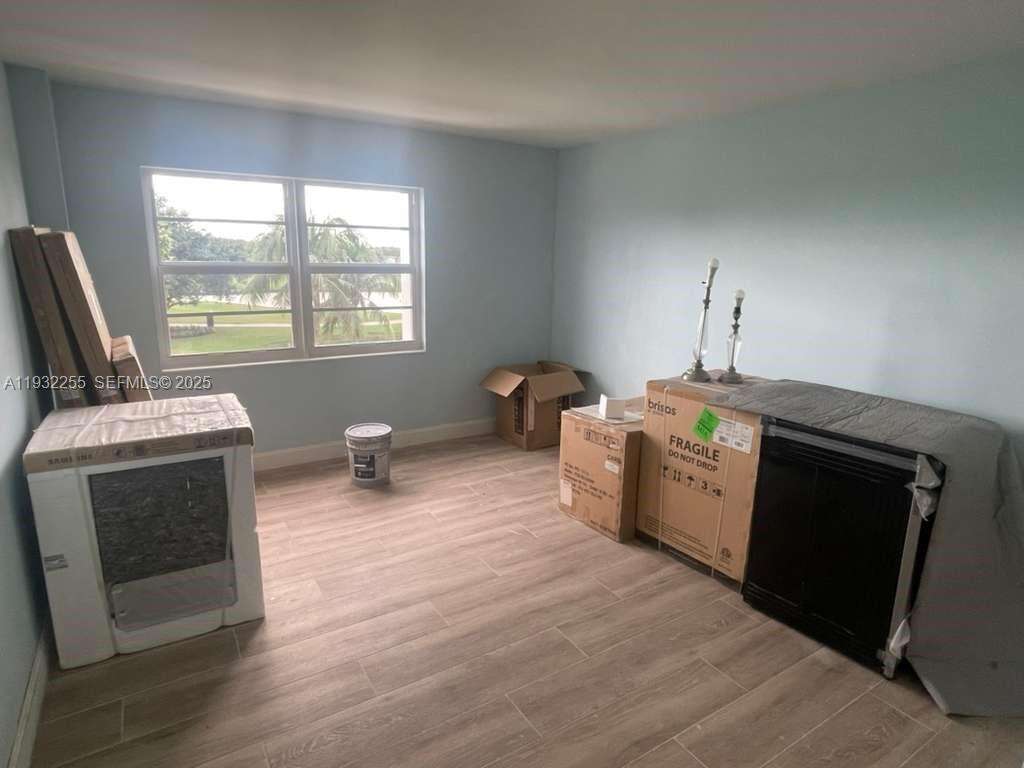 Country Club Towers | Unit #301 Unit #301 | Picture 27