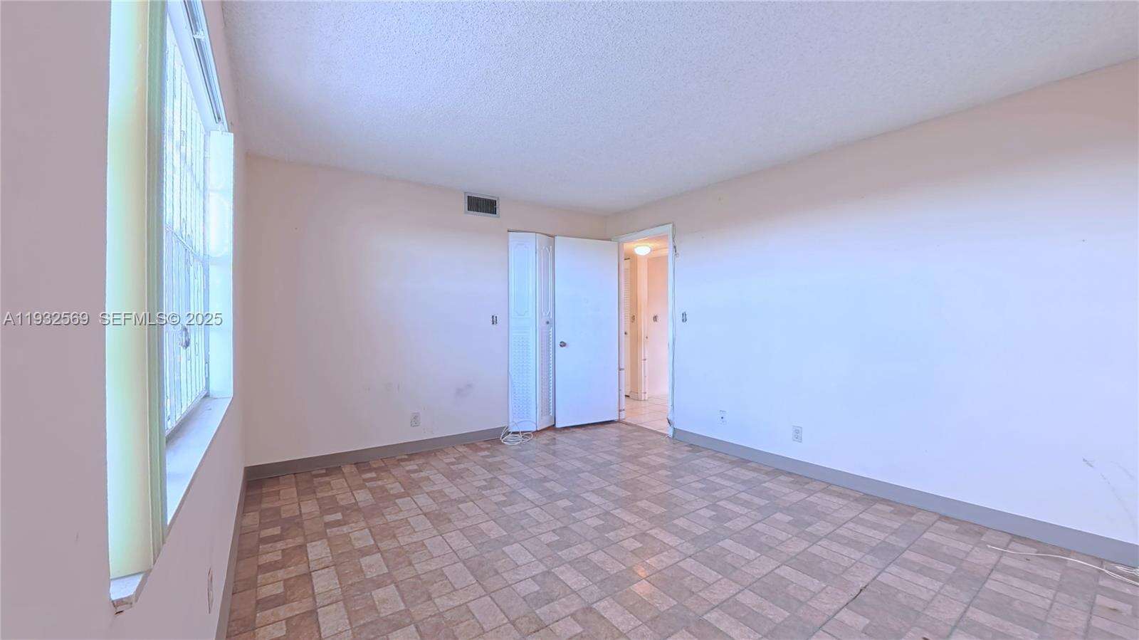 Meadowbrook Lakes View Condo Bldg B | Unit #502 Unit #502 | Picture 11