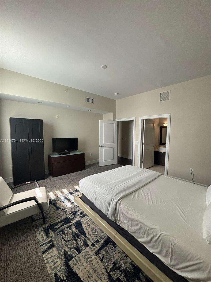 The Blue A Resort Hotel | Unit #913 Unit #913 | Picture 16