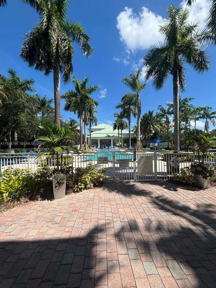 The Blue A Resort Hotel | Unit #913 Unit #913 | Picture 33