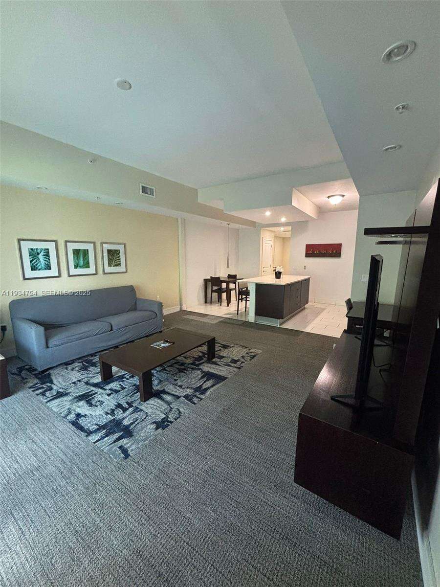 The Blue A Resort Hotel | Unit #913 Unit #913 | Picture 5