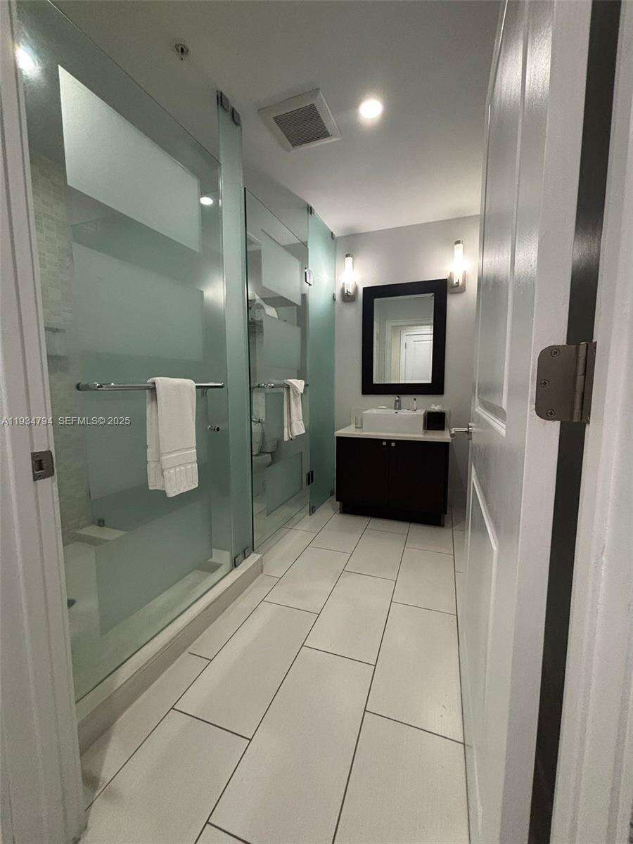 The Blue A Resort Hotel | Unit #913 Unit #913 | Picture 8