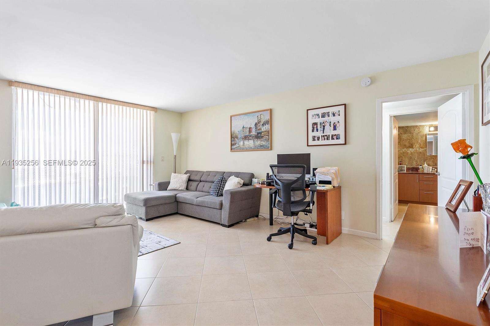 Lake Point Tower Condominium | Unit #1201 Unit #1201 | Picture 15