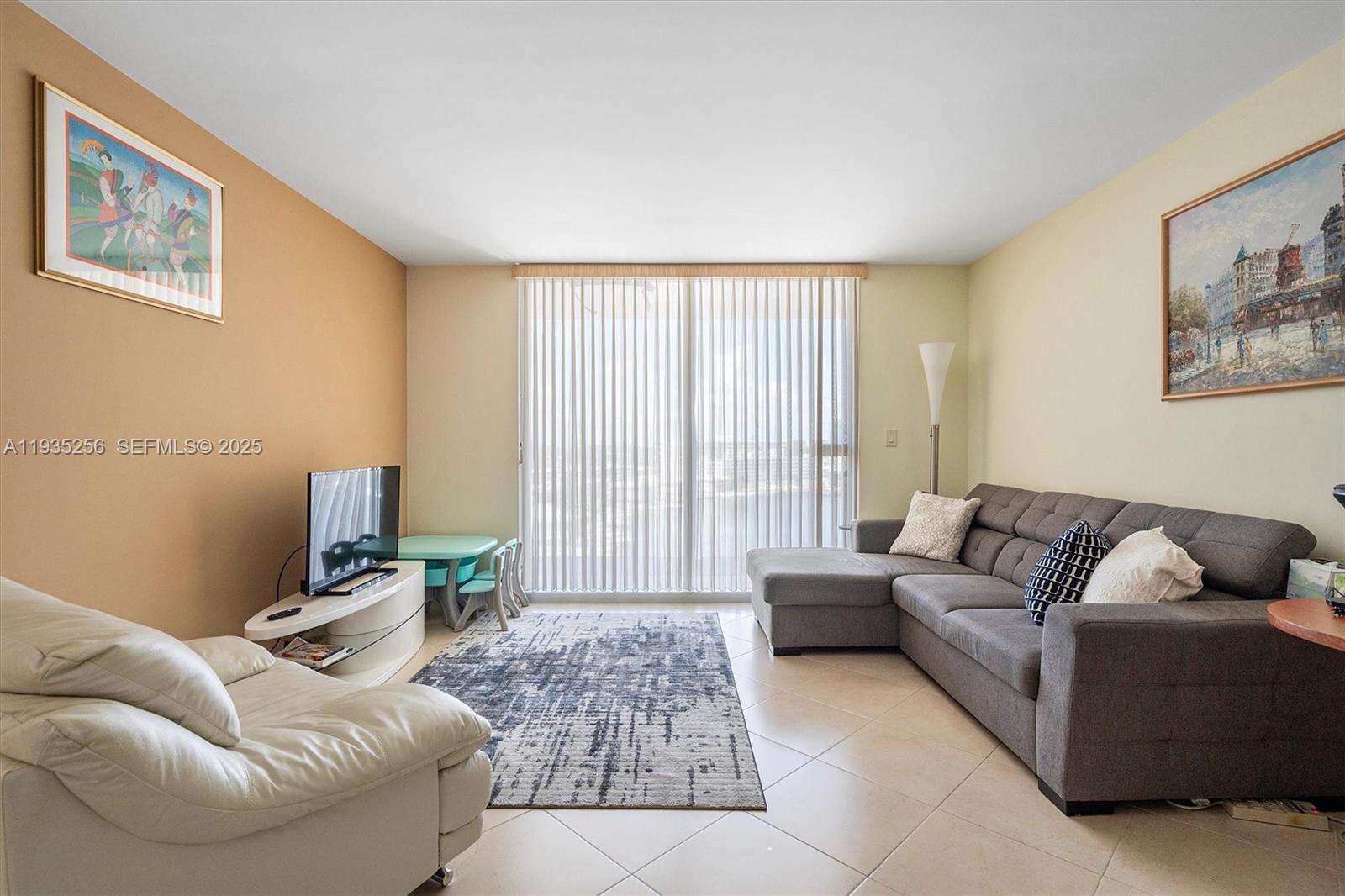 Lake Point Tower Condominium | Unit #1201 Unit #1201 | Picture 16