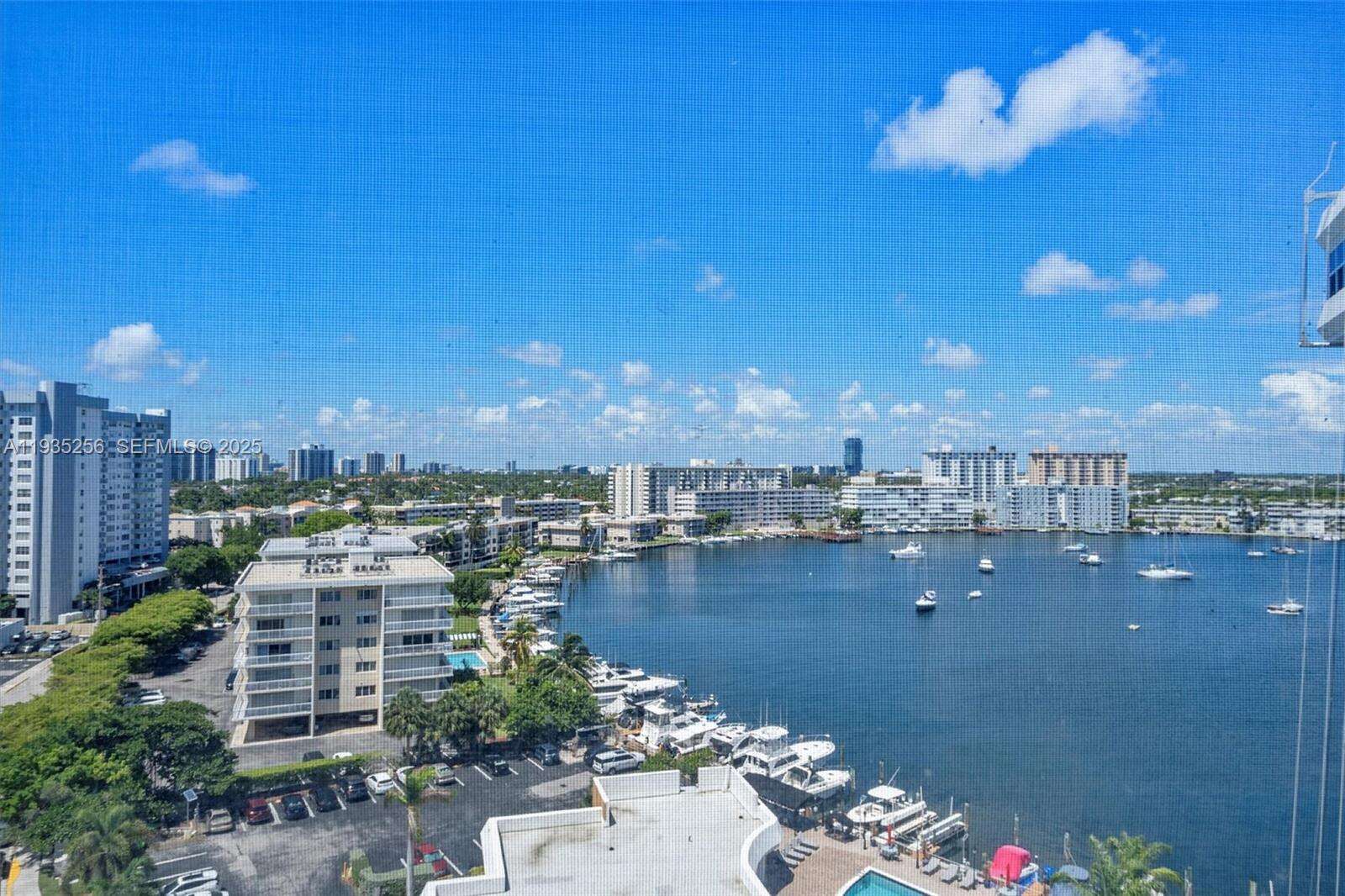 Lake Point Tower Condominium | Unit #1201 Unit #1201 | Picture 29