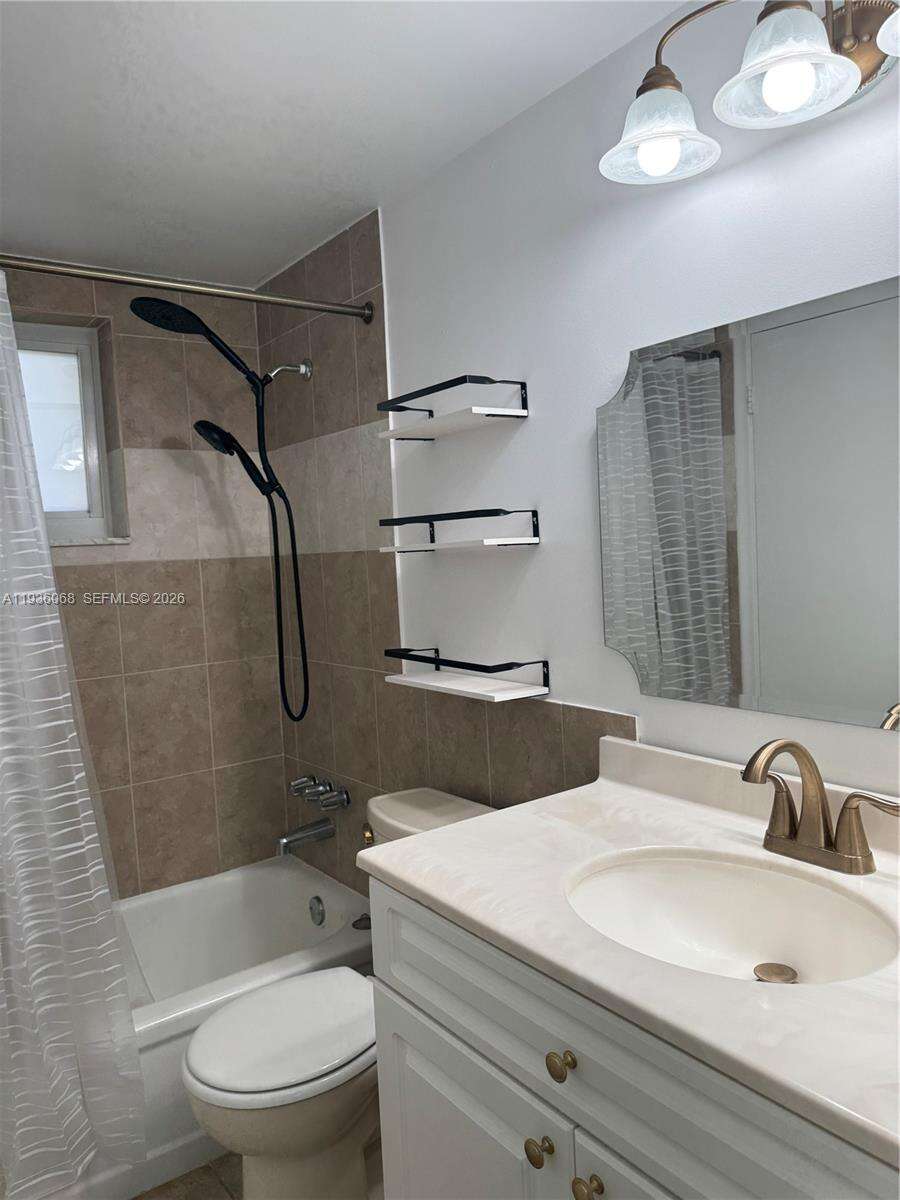 Village Of Kings Creek | Unit #A-307 Unit #A-307 | Picture 11