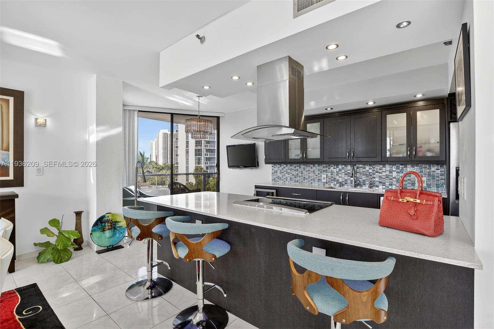 Hamptons West | Unit #201 Unit #201 | Picture 16