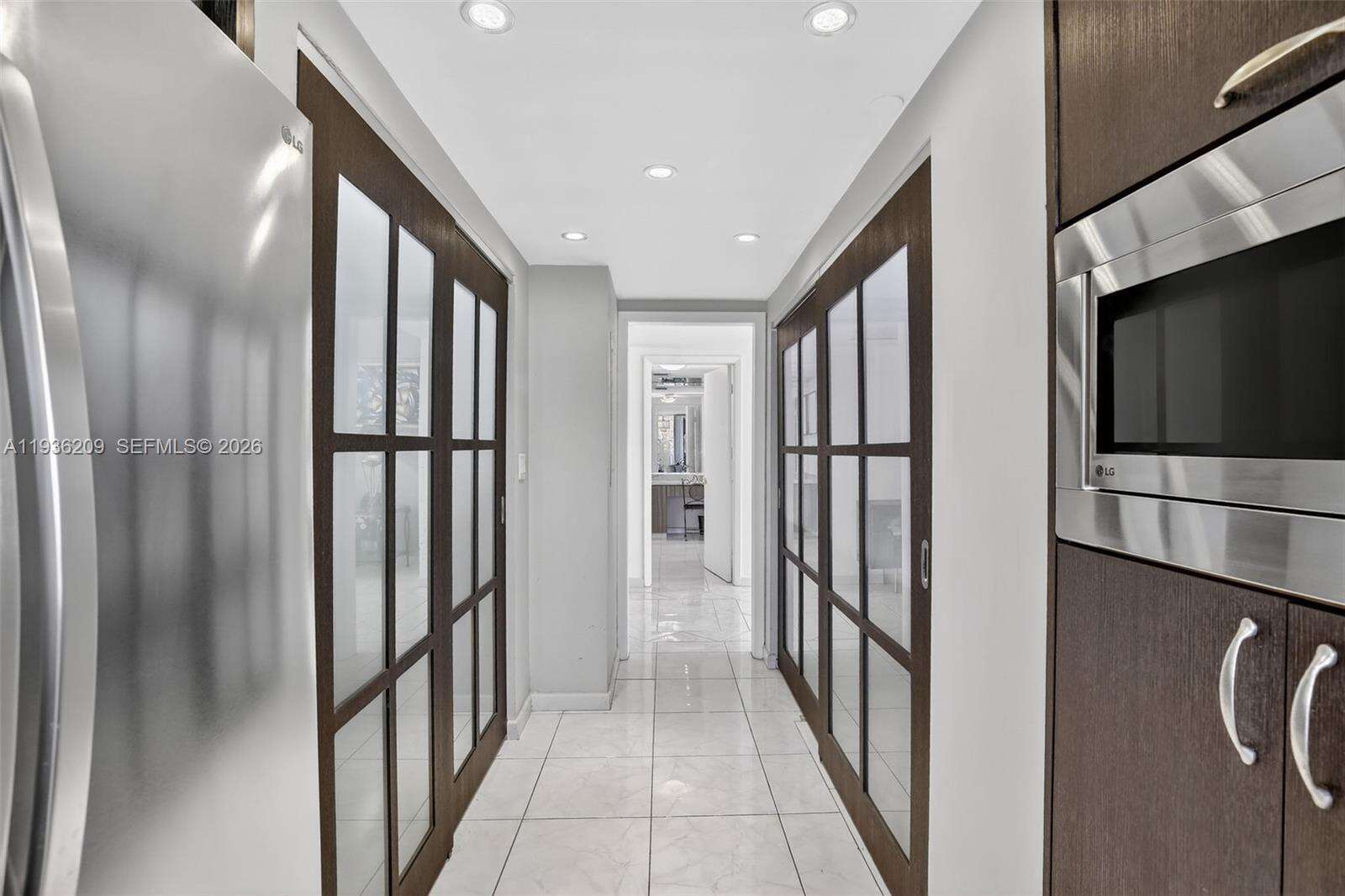 Hamptons West | Unit #201 Unit #201 | Picture 23