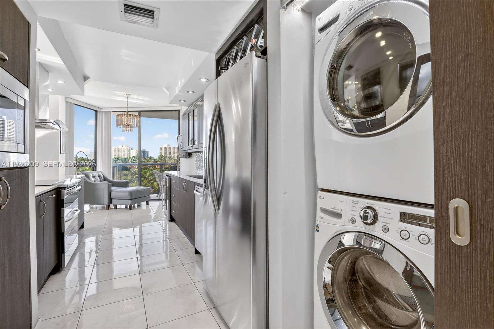 Hamptons West | Unit #201 Unit #201 | Picture 24