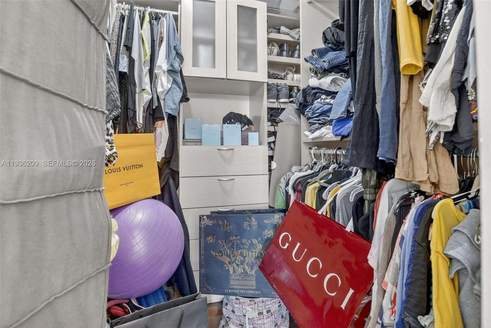 Hamptons West | Unit #201 Unit #201 | Picture 39