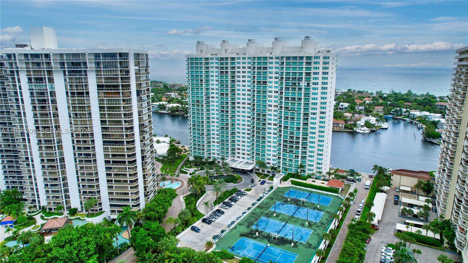 Hamptons West | Unit #201 Unit #201 | Picture 5
