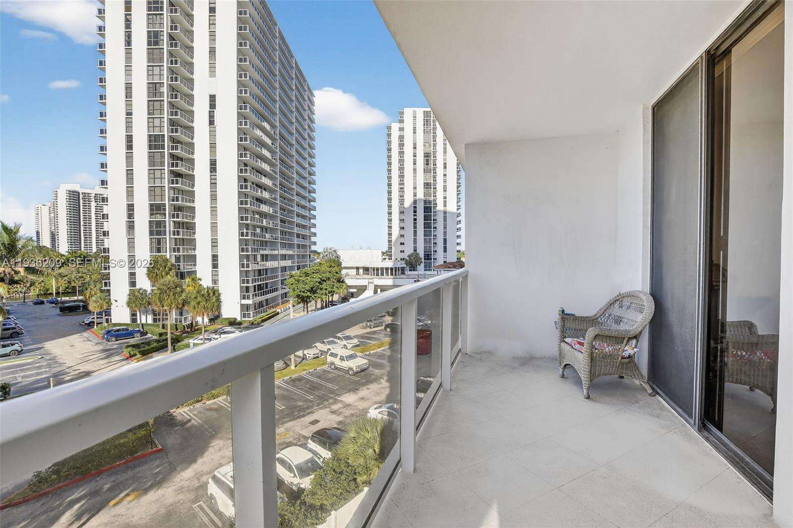 Hamptons West | Unit #201 Unit #201 | Picture 45
