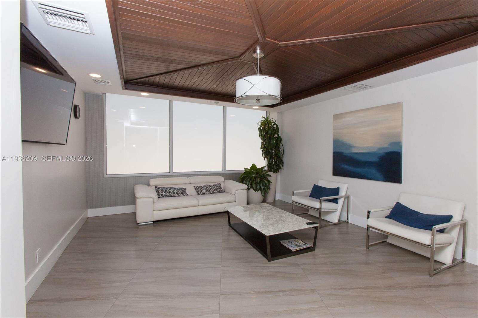 Hamptons West | Unit #201 Unit #201 | Picture 68