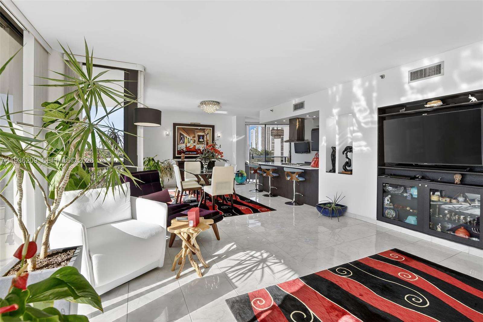 Hamptons West | Unit #201 Unit #201 | Picture 9