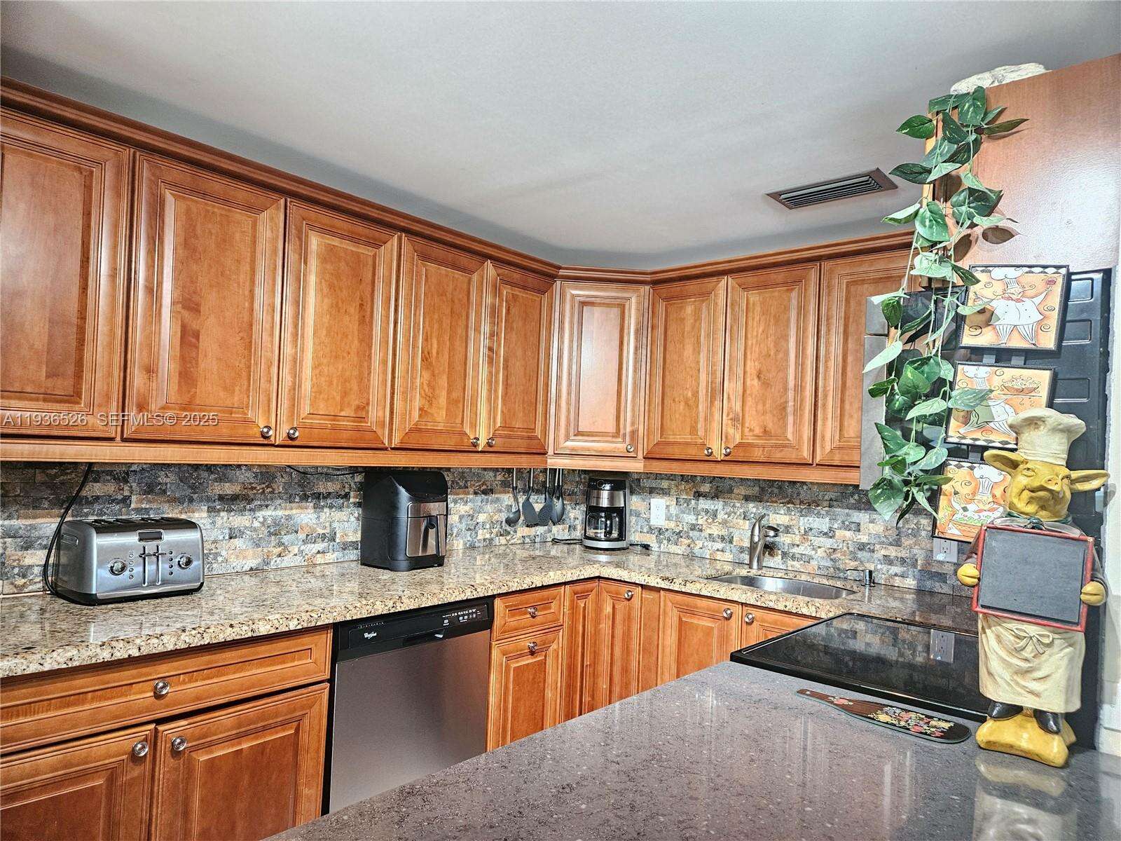 Islewood C | Unit #62 Unit #62 | Picture 4