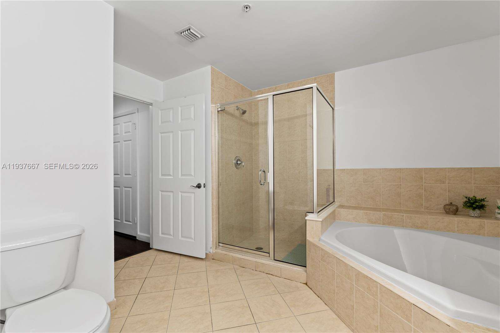 Colonnade At Dadeland Sw | Unit #115 Unit #115 | Picture 18