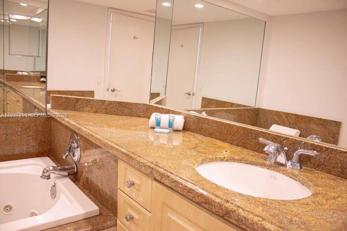 The Grand | Unit #B-4141 Unit #B-4141 | Picture 19