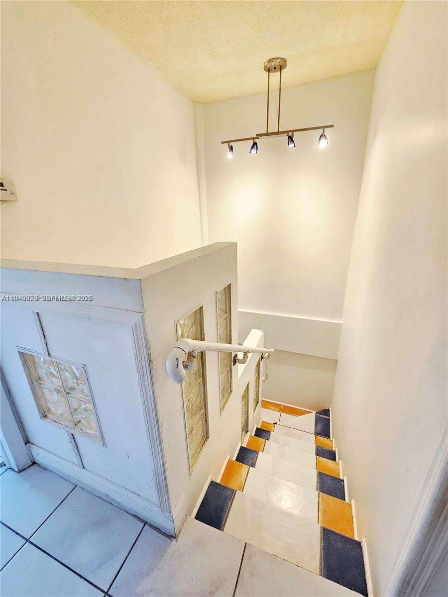 Garsan Apts Inc | Unit #1207 Unit #1207 | Picture 15