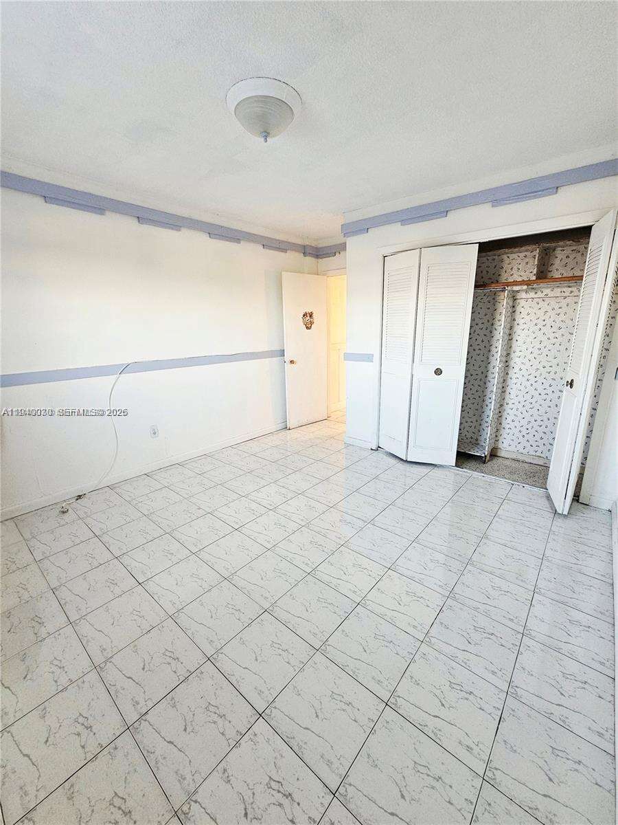 Garsan Apts Inc | Unit #1207 Unit #1207 | Picture 16