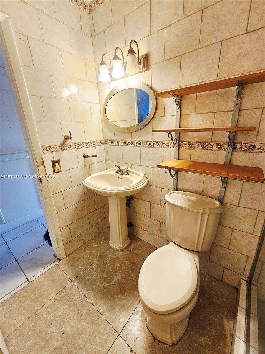 Garsan Apts Inc | Unit #1207 Unit #1207 | Picture 20