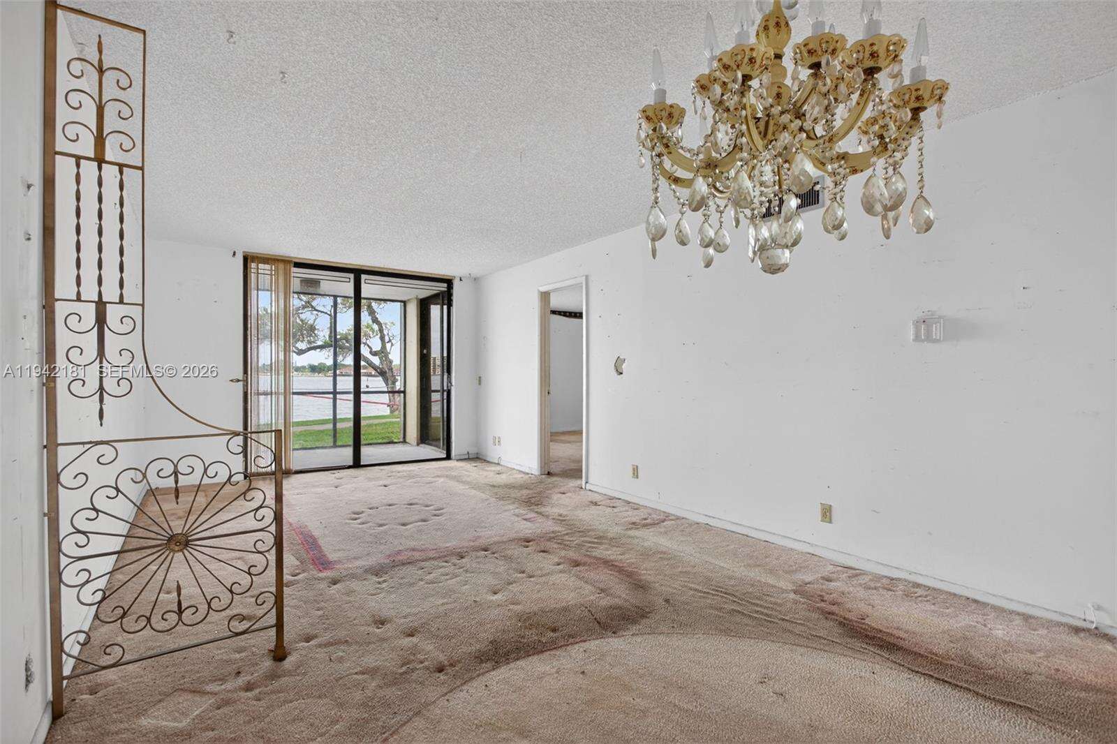 Lake Emerald Condominium No Five | Unit #104 Unit #104 | Picture 13