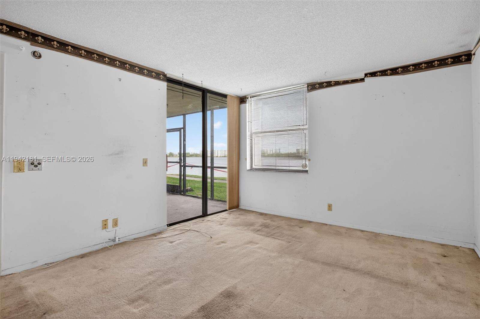 Lake Emerald Condominium No Five | Unit #104 Unit #104 | Picture 23