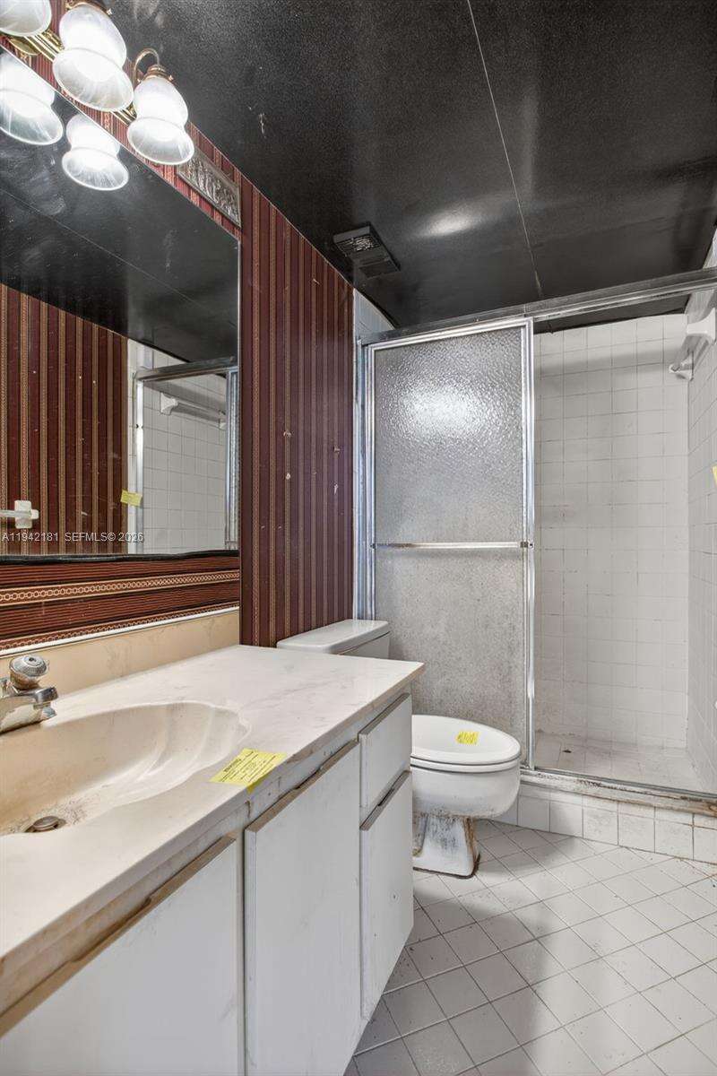 Lake Emerald Condominium No Five | Unit #104 Unit #104 | Picture 25