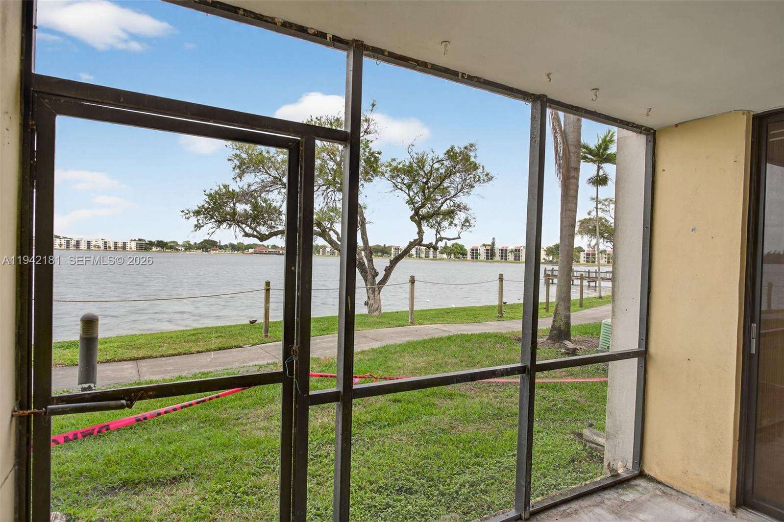 Lake Emerald Condominium No Five | Unit #104 Unit #104 | Picture 28