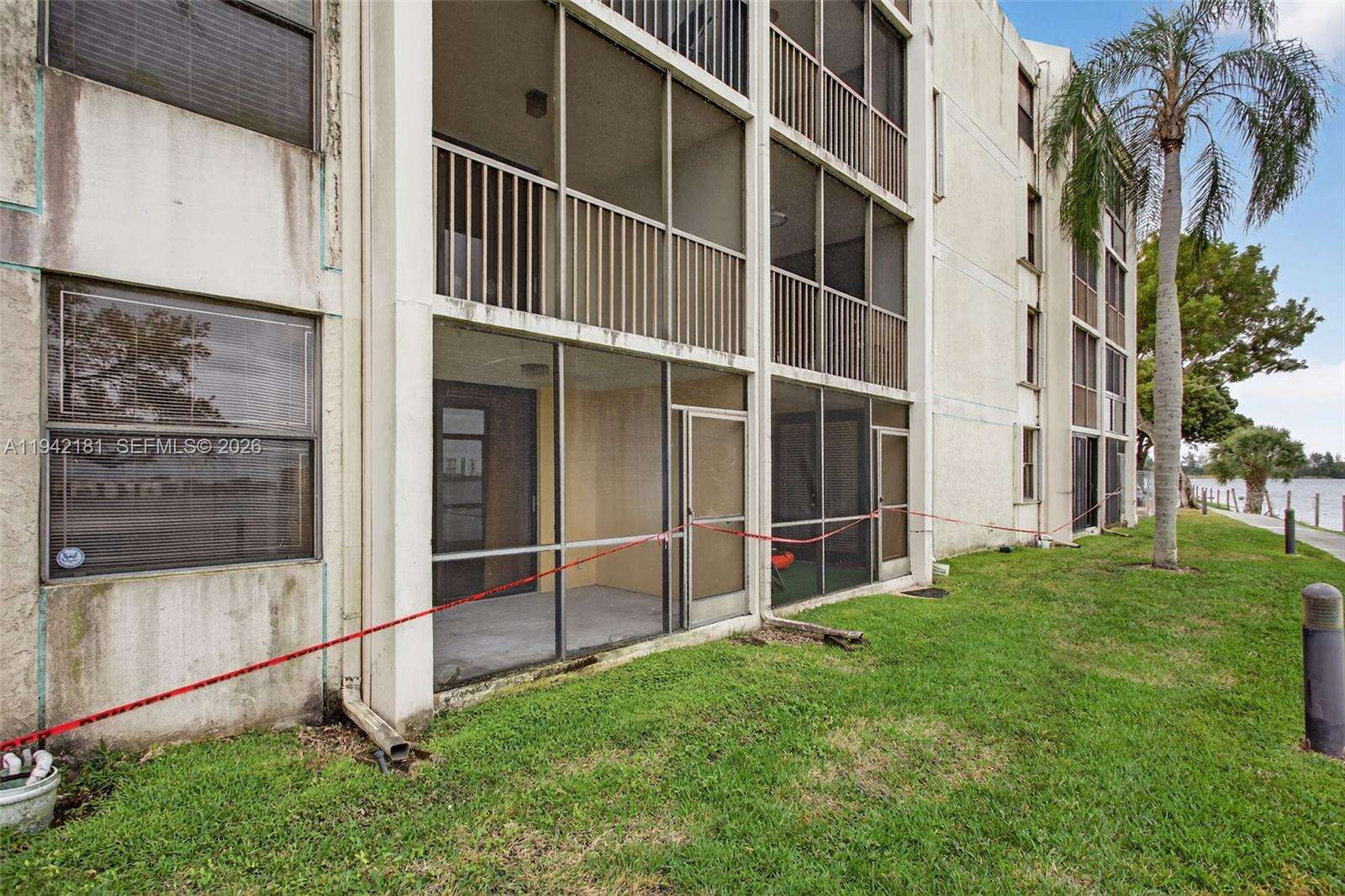 Lake Emerald Condominium No Five | Unit #104 Unit #104 | Picture 34