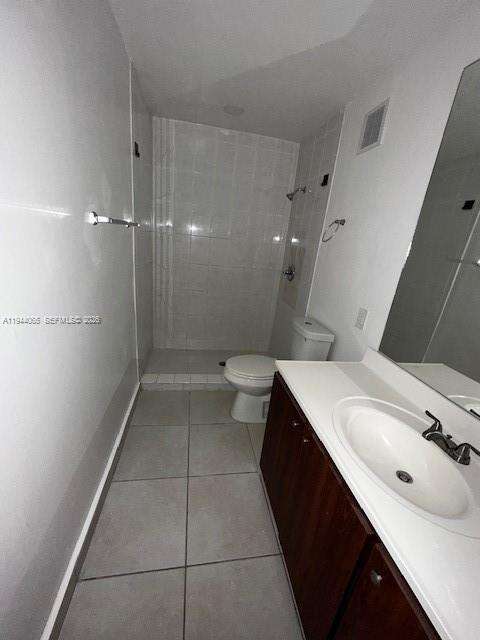 The Meadows Lake North | Unit #222B Unit #222B | Picture 13