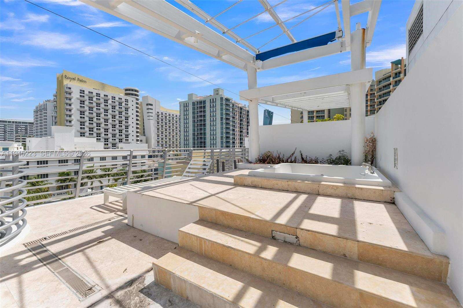 De Soleil S Bch Residential | Unit #PH18 Unit #PH18 | Picture 24