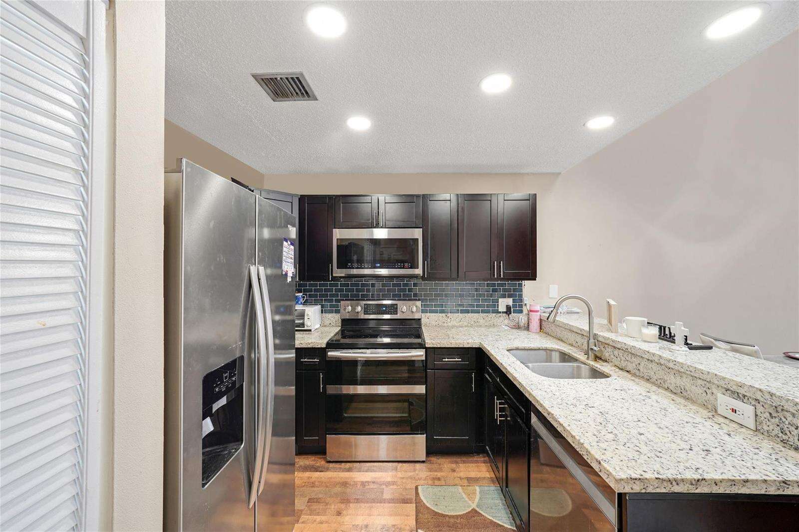 Rock Island Land Corp | Unit #2029 Unit #2029 | Picture 7