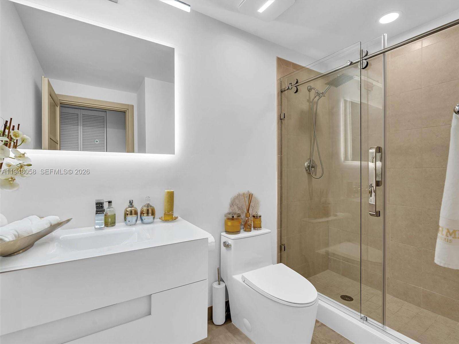 Aventura Marina Condo Number One | Unit #704 Unit #704 | Picture 20