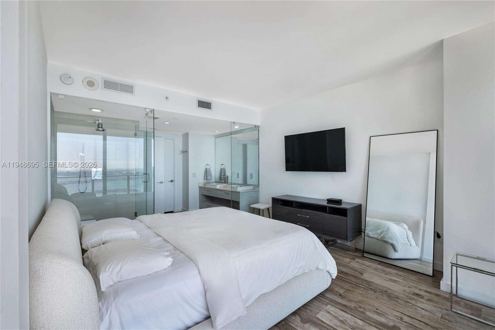 Paraiso Bay | Unit #4306 Unit #4306 | Picture 17