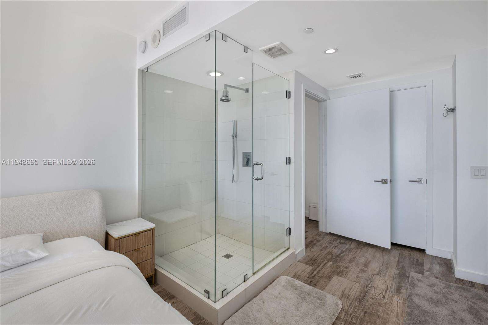 Paraiso Bay | Unit #4306 Unit #4306 | Picture 21