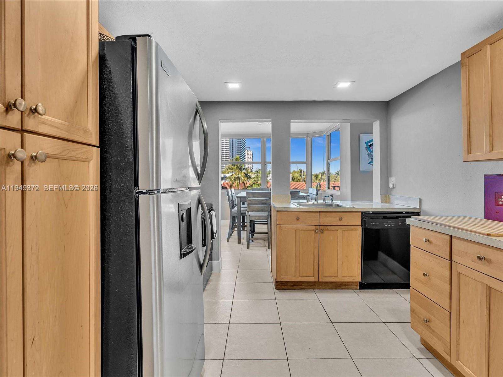 Reef West | Unit #4E Unit #4E | Picture 13