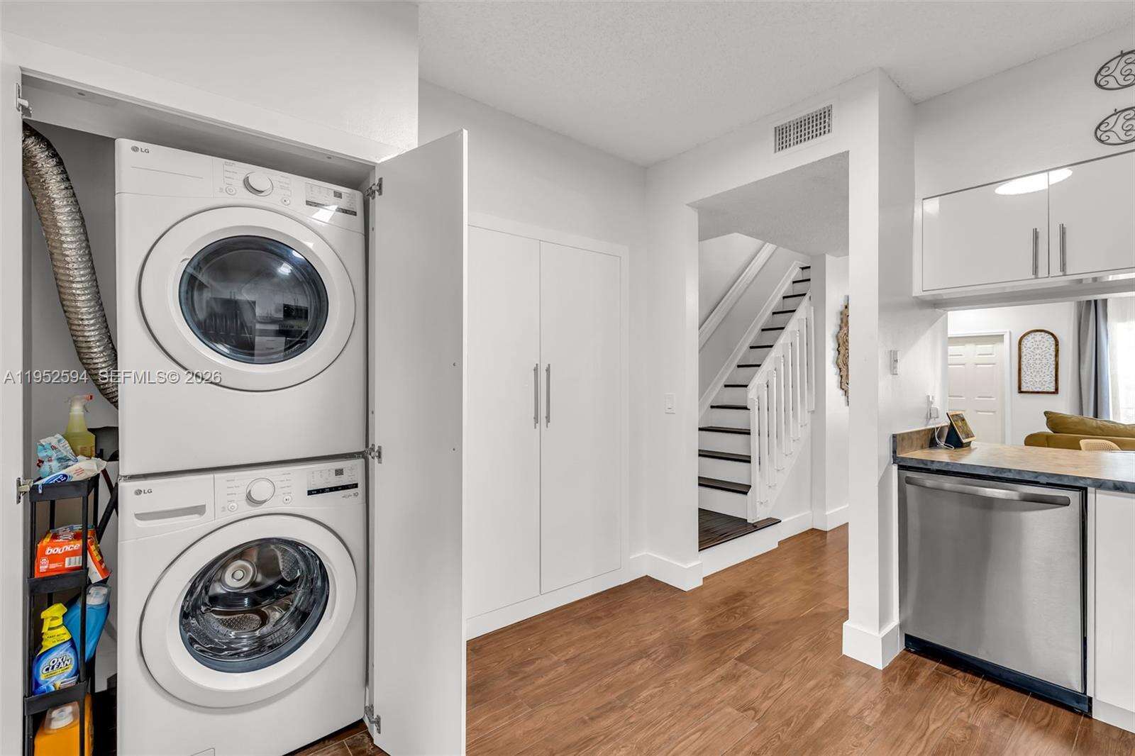 Infante | Unit #79-9 Unit #79-9 | Picture 4