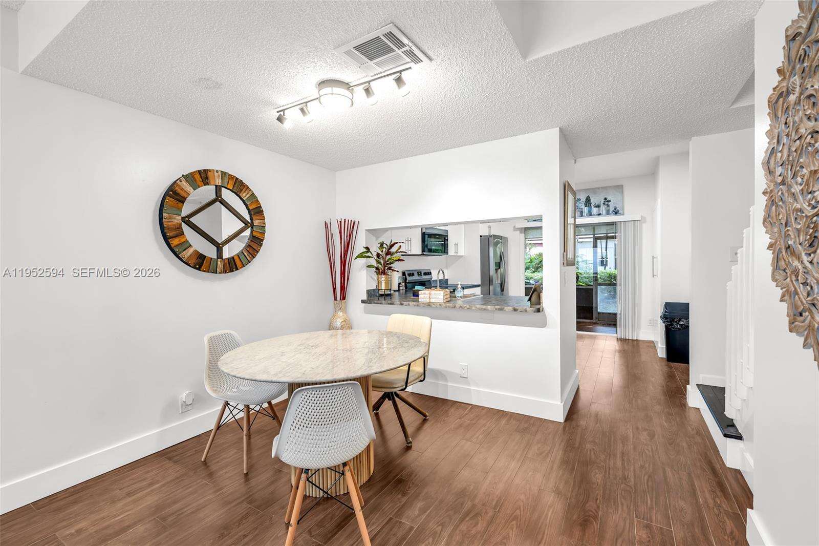 Infante | Unit #79-9 Unit #79-9 | Picture 7