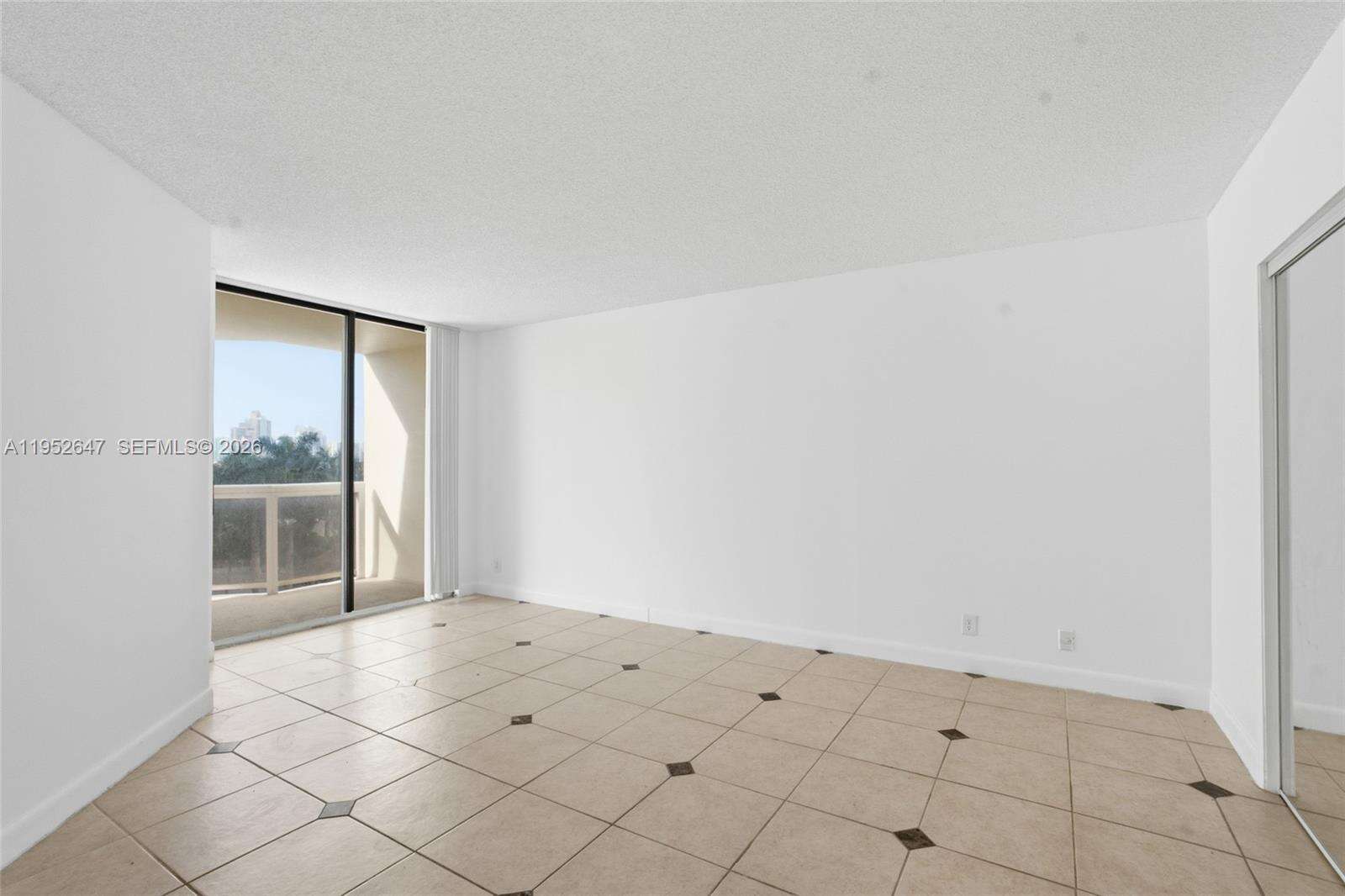 The Landmark | Unit #502 Unit #502 | Picture 13