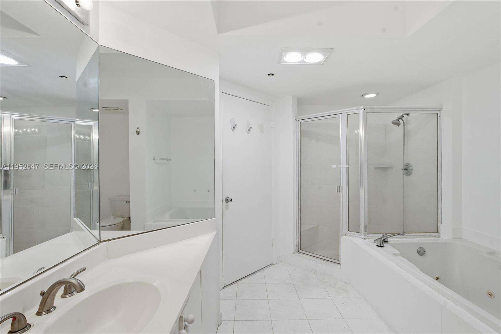 The Landmark | Unit #502 Unit #502 | Picture 15