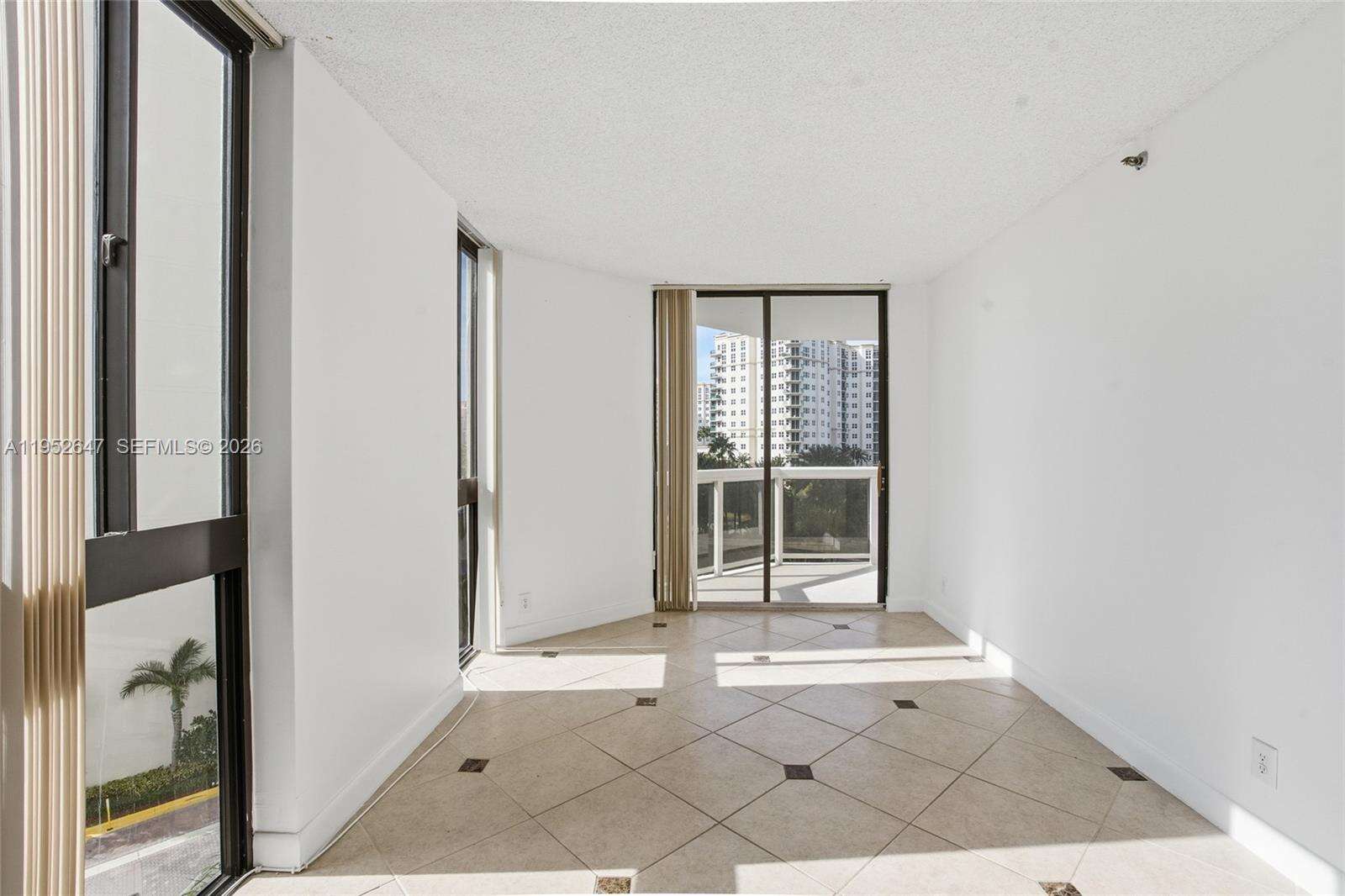 The Landmark | Unit #502 Unit #502 | Picture 16