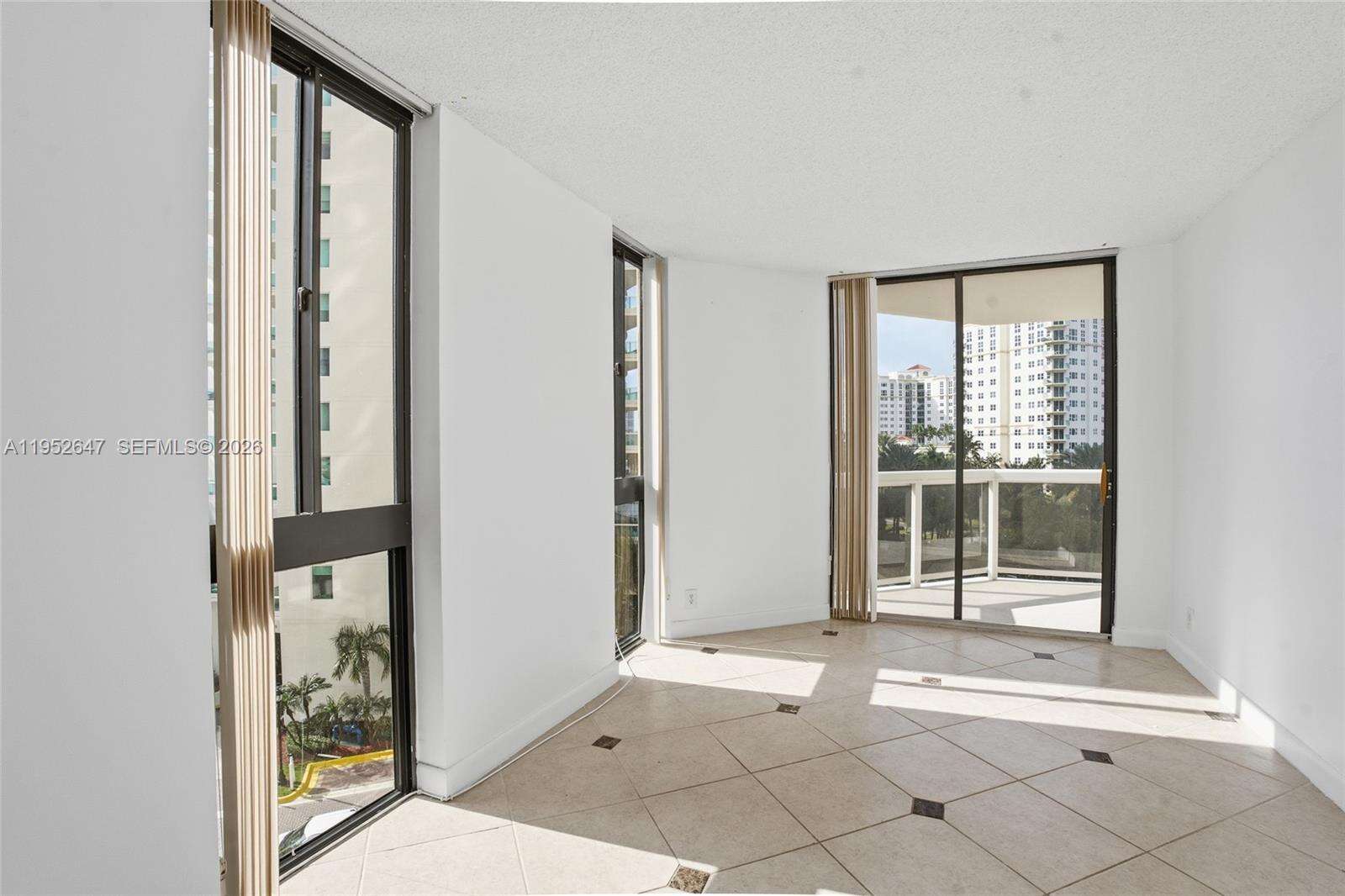 The Landmark | Unit #502 Unit #502 | Picture 17