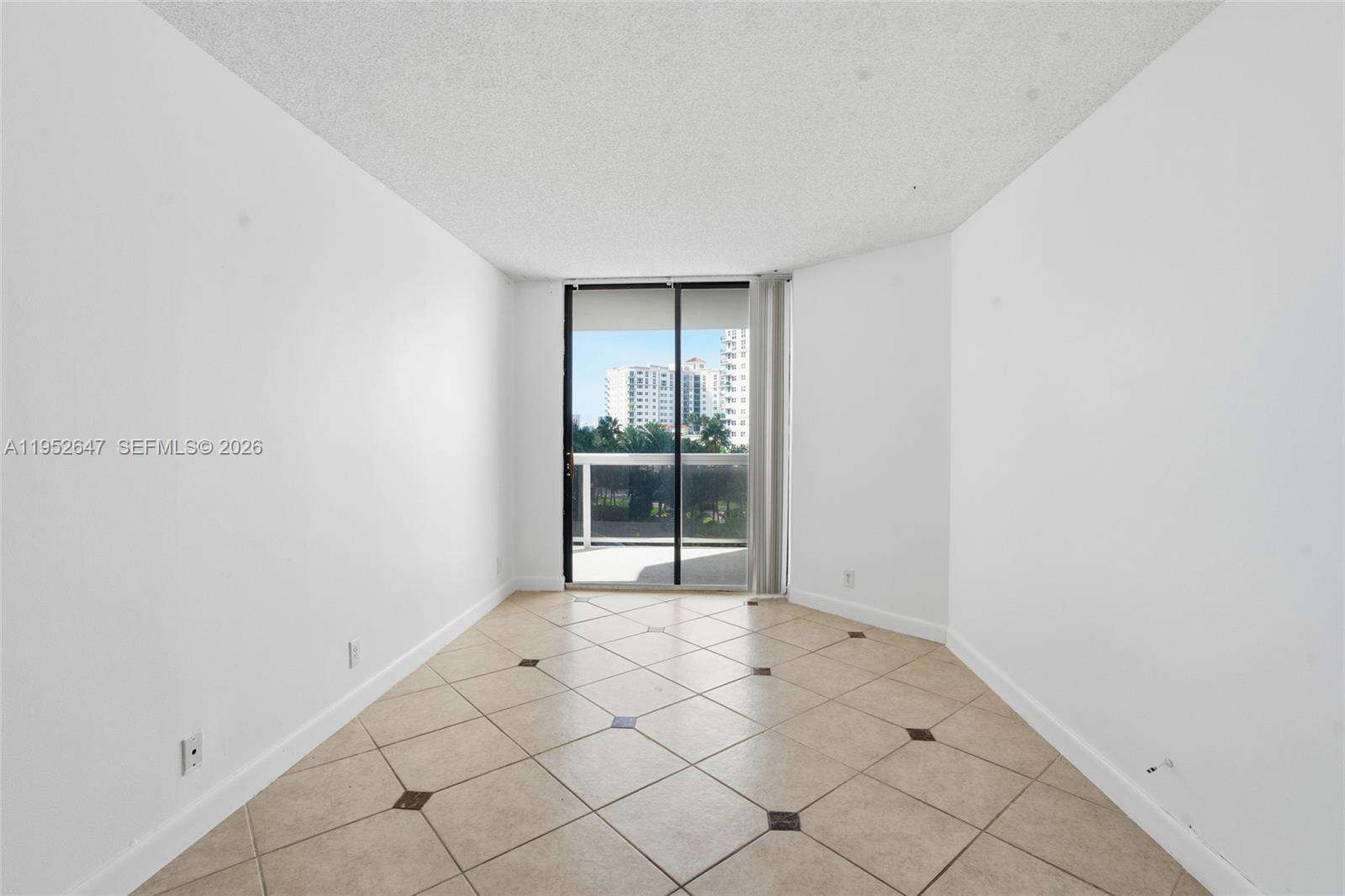 The Landmark | Unit #502 Unit #502 | Picture 18