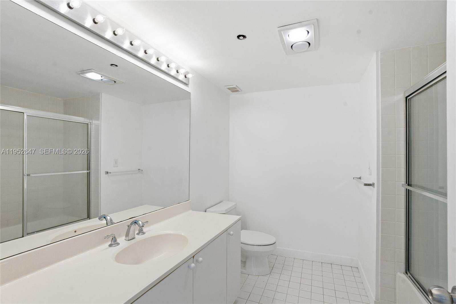 The Landmark | Unit #502 Unit #502 | Picture 20