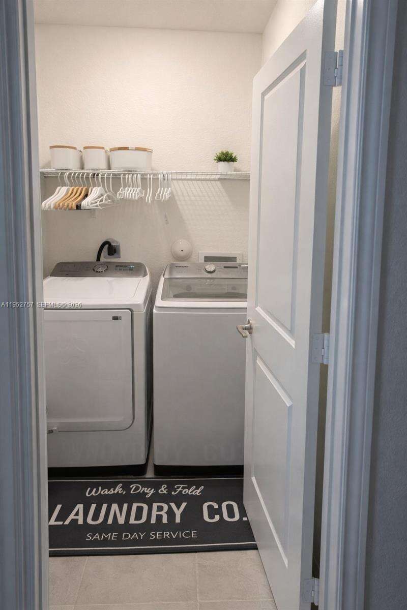 Lake Victoria Townhomes | Unit #12929 Unit #12929 | Picture 14