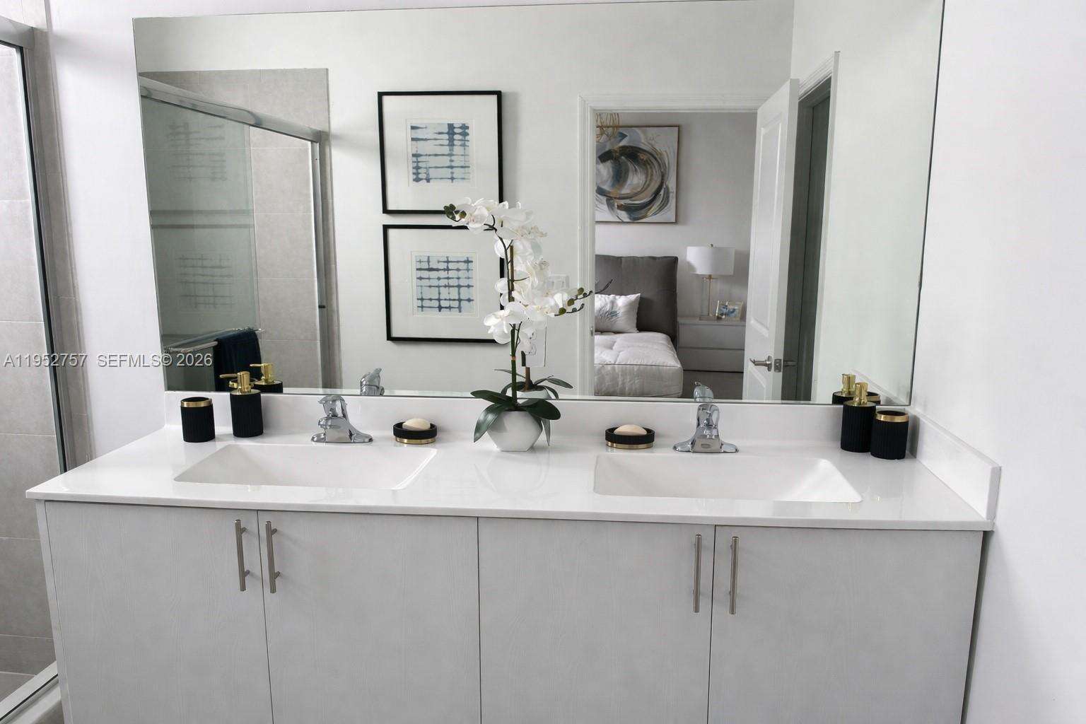 Lake Victoria Townhomes | Unit #12929 Unit #12929 | Picture 8