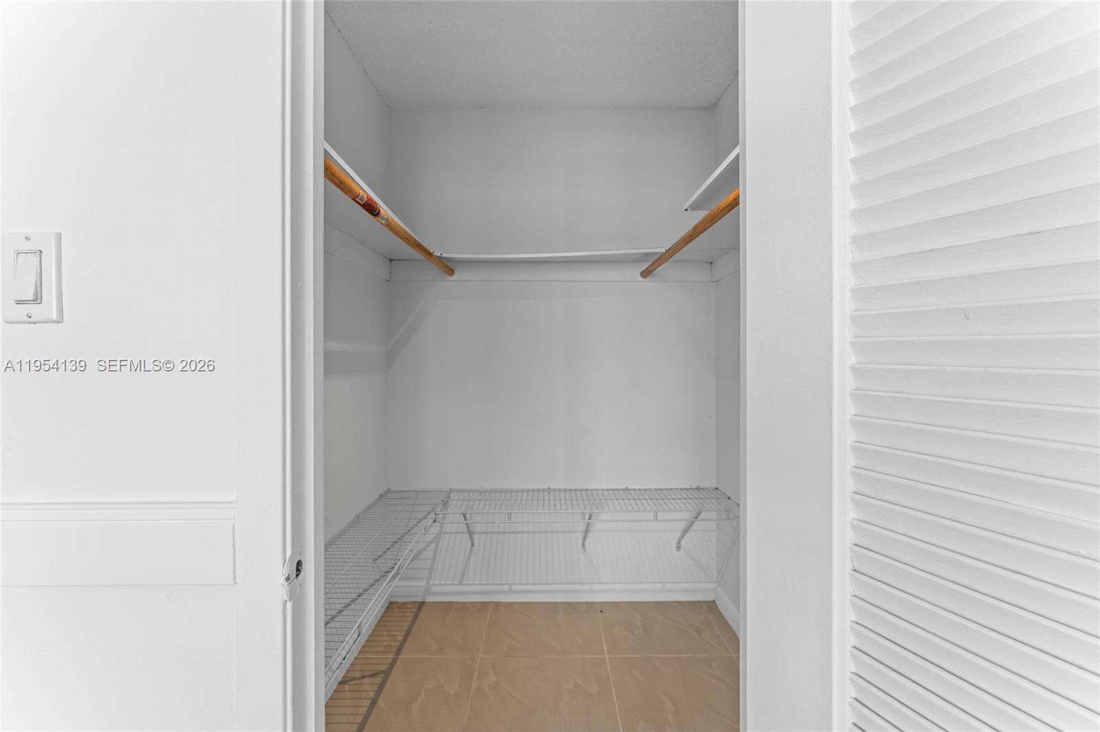 Del Prado | Unit #1701 Unit #1701 | Picture 14